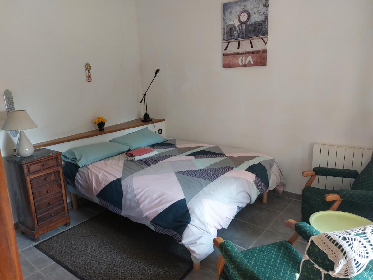 Chambre D'Hote La Garde Adhemar Exterior photo